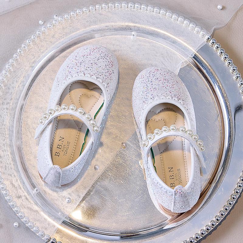 Girls' Autumn 2025 Sequin Closed-Toe Flats: Soft-Soled Princess Shoes for Performances & Formal Dresses
