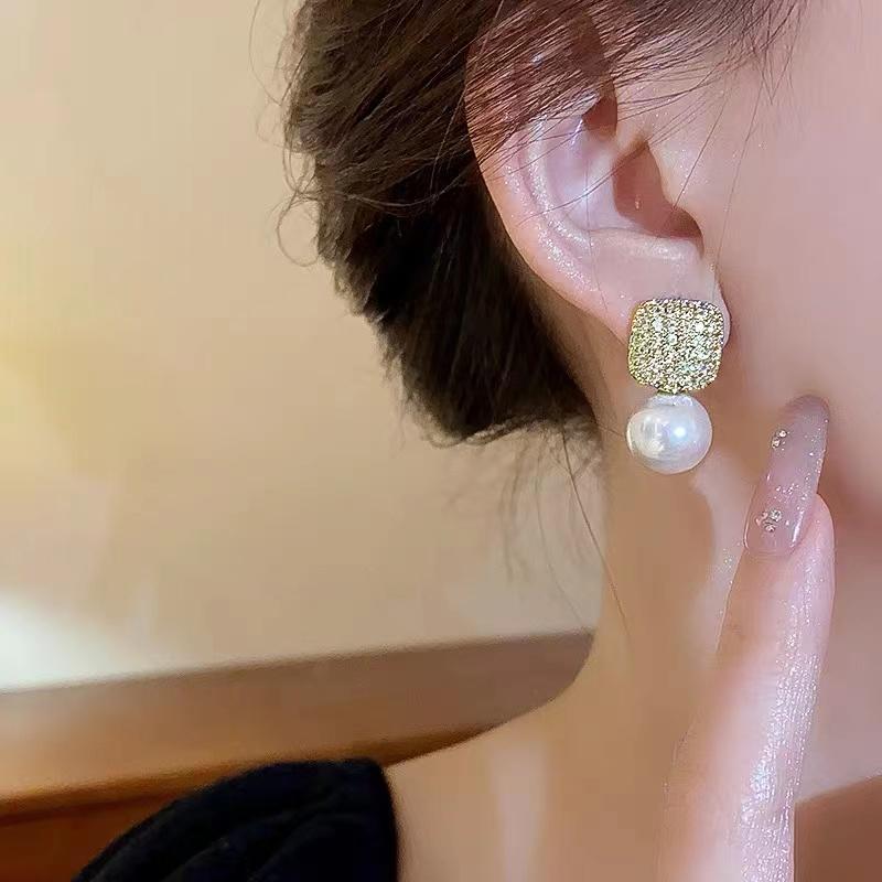 Luxury Shiny Micro Set Zircon Gold Square Metal Pearl Pendant Earrings New Jewelry Party Women's Fashion Accessories