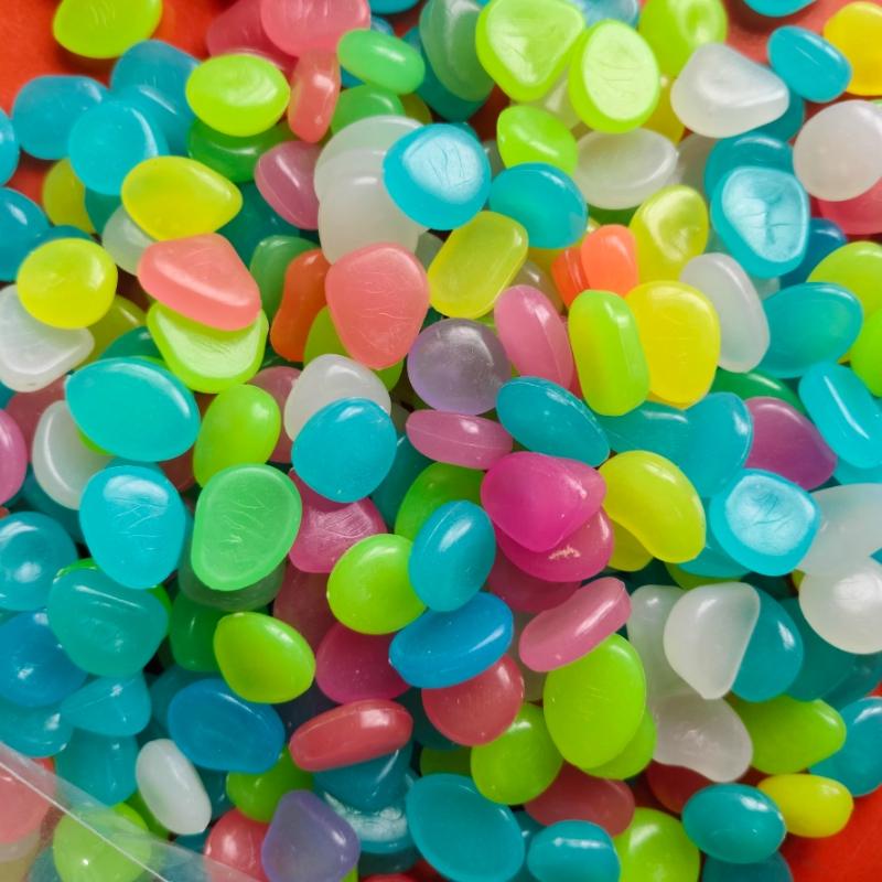 

Glow in the Dark Pebbles - Blue Solar-Powered Garden Pathway Stones, Non-Toxic Luminous Plastic Rocks for Landscape Decoration