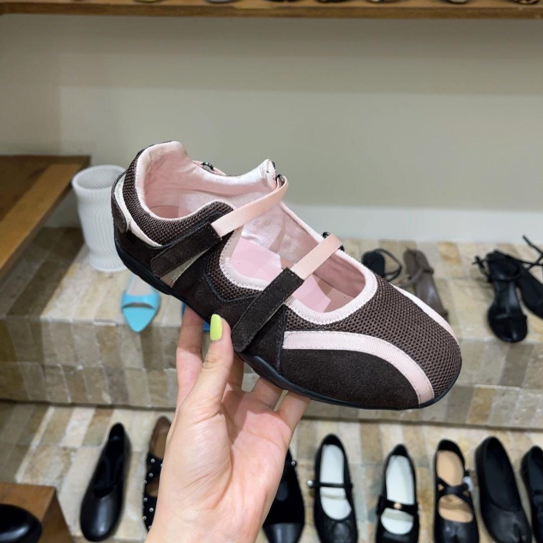 

Версия из овчины~ Корейская версия нишевый дизайн балетный стиль липучка универсальные немецкие тренировочные туфли спортивный досуг мода обувь Форреста Гампа 40 коричневый