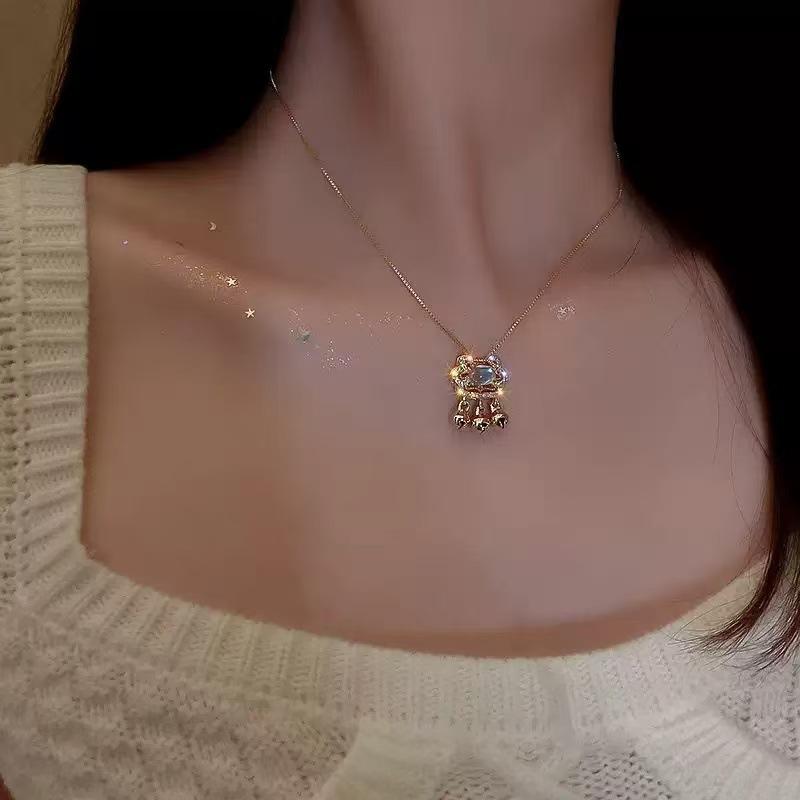Aquamarine five-piece design necklace moonstone light luxury versatile neck chain collarbone chain temperament necklace with autumn and winter