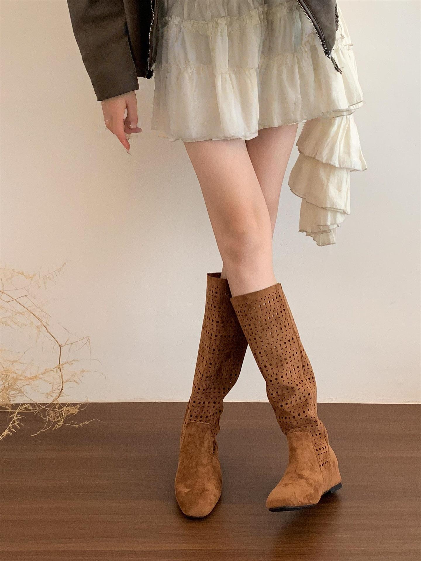 

4CM inner height increase~ retro Spice Girl Maillard hollow boots women s summer breathable non-slip millennial wind thin boots 40 коричневый