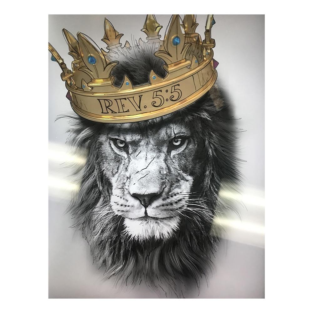 

Gold Crown Lion King Canvas Wall Art Modern Black White Animal Print Poster for Home Office Decor 20x30cm