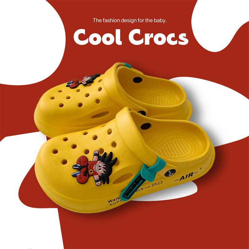 Children's Hole Shoes, Men's and Women's Middle-aged and Older Children's 2025 Summer DIY Durable Non-slip Thick-soled Beach Cute Cool Slippers