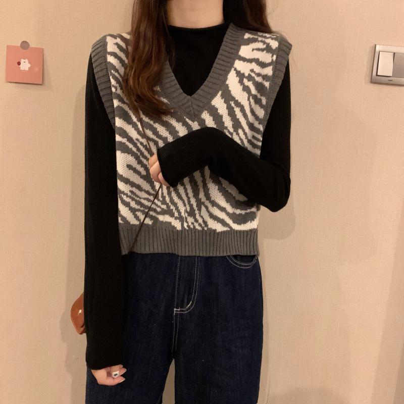 Korean Zebra Style Ribbed Knit Vest - Warm, Slimming, and Fashionable