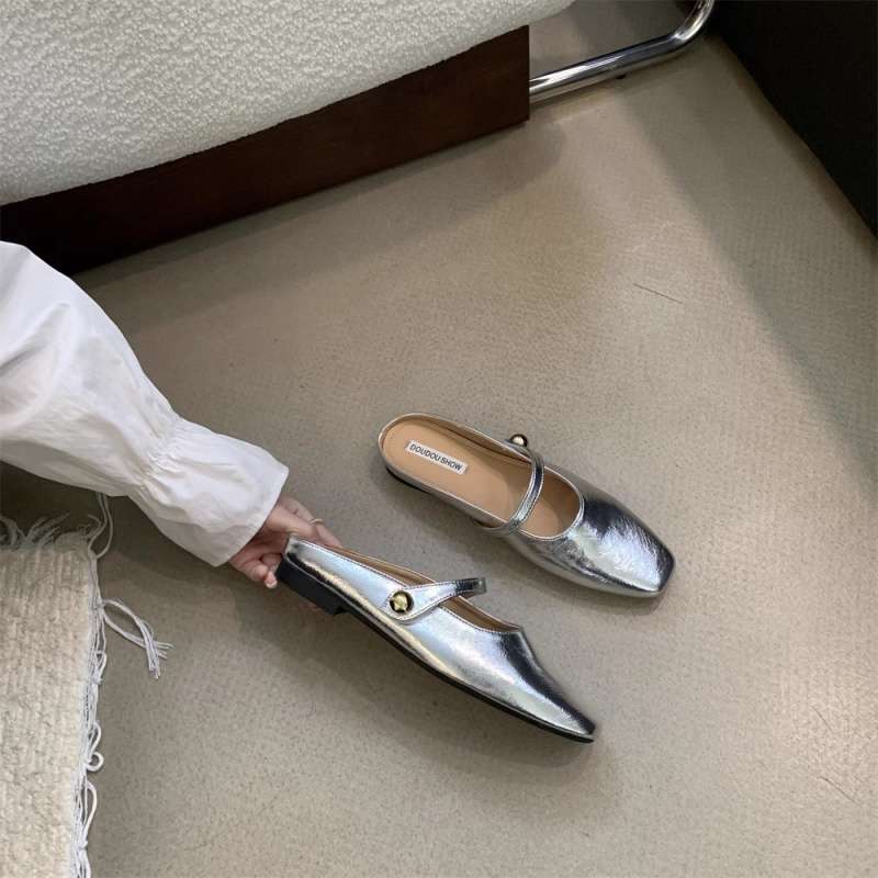 Flat-bottomed bag head half slippers women's summer wear 2025 new one-pedal silver single shoes pregnant women cool slippers Muller shoes