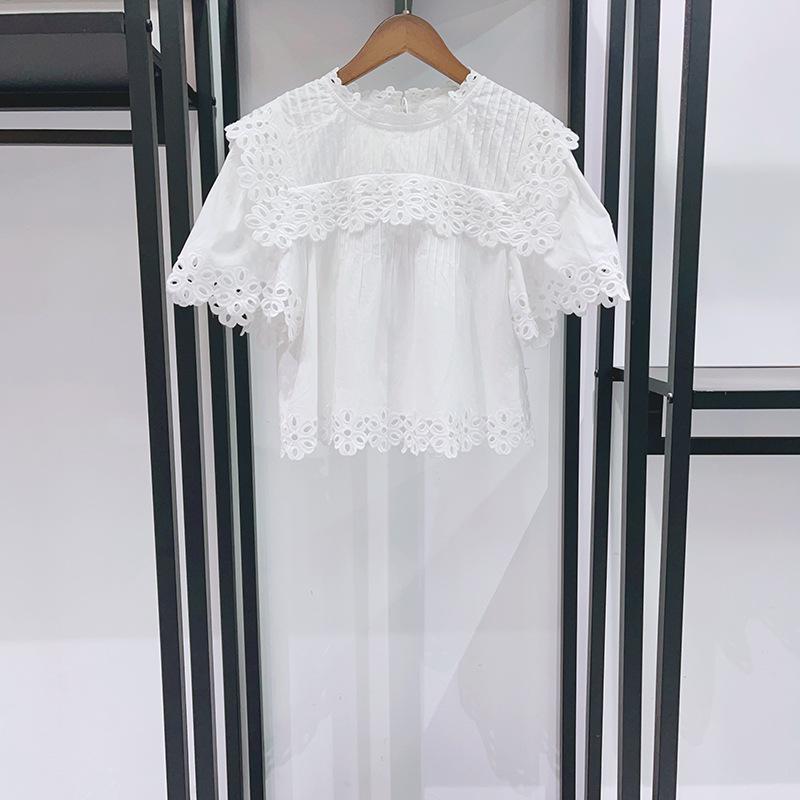 2026 French Niche White Lace-Up Flutter Sleeve Top & Loose Mid-Length Pants Set