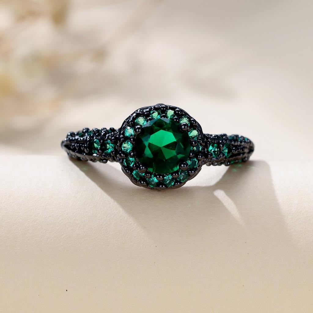 Personalized Trend Black Gold Emeralds 1 Stone Edge Set with Small Diamonds Ring