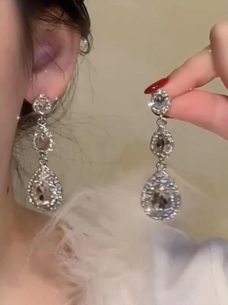 Super Glitzernde Zirkon Quastenohrringe - Vintage Koreanischer Influencer Stil 2025 Trend