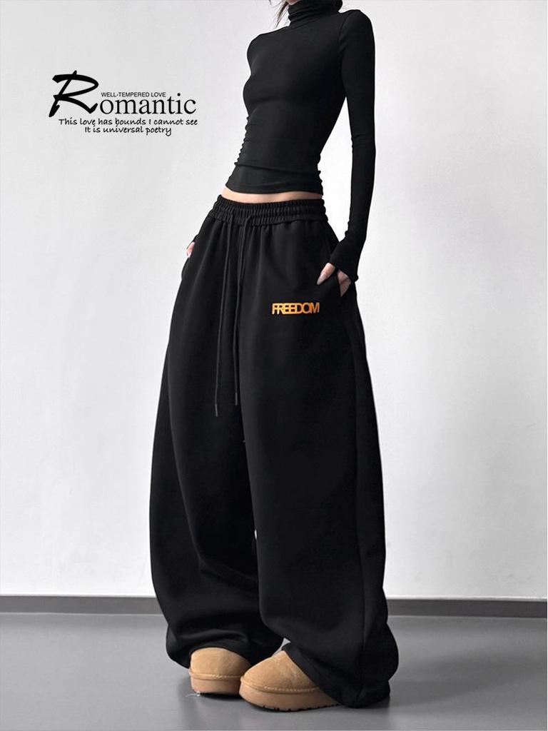 2026 Fall/Winter Red High-Waisted Wide-Leg Women's Sweatpants - Slimming, Casual, Sporty, with Drawstring, Long and Loose Fit.
