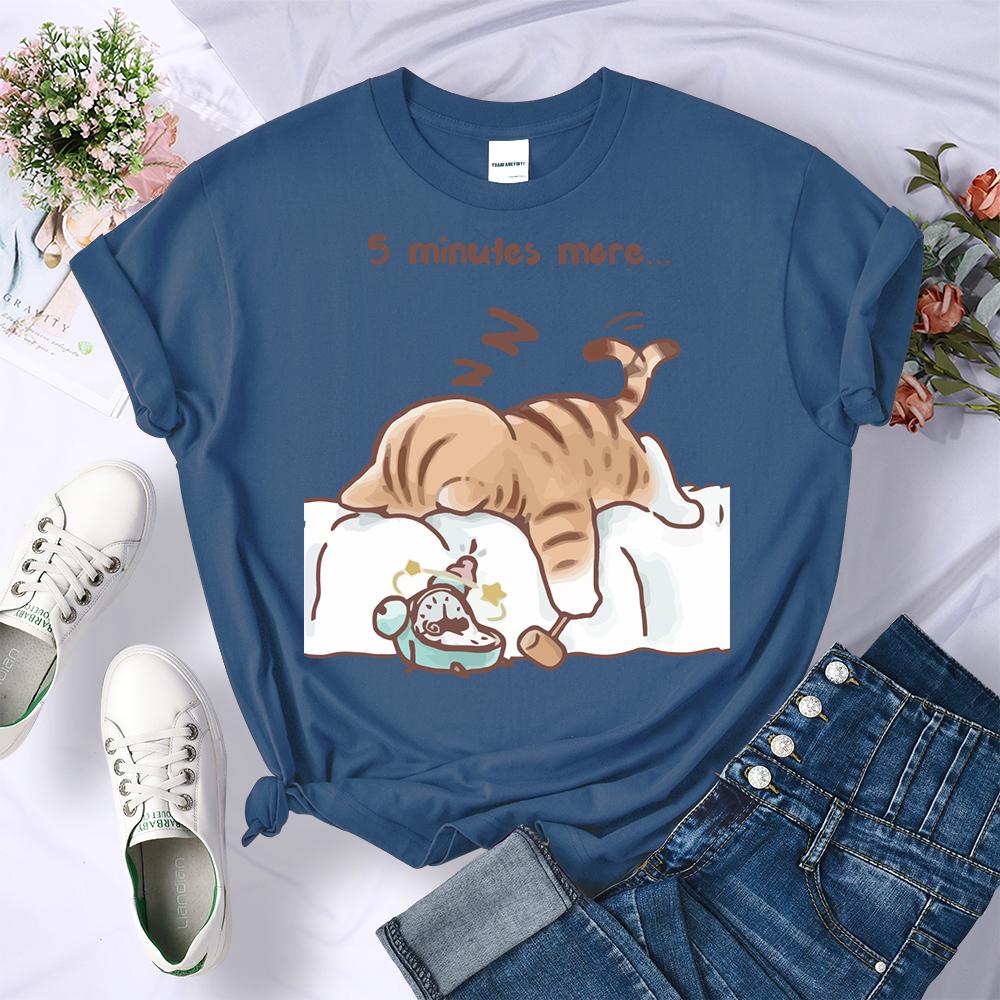 Die Katze, die immer schlafen will Musterdesign Damen T-Shirts Sommer All-Match Kleidung Trendy O-Ausschnitt T-Shirt Y2K Hip Hop Top