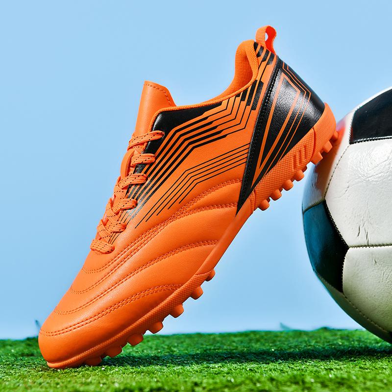 Professional Football Shoes Men Casual Society Sneaker Long Spikes TF/FG Resistant Soccer Shoes Boy High Quality Football Boots