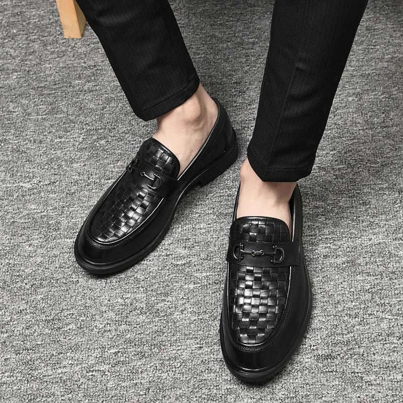 Fashion New Male Wedding Dress Shoes Genuine Leather Platform Loafers Comfortable Men's Casual Shoes Fashion Mens Slip On Business Shoes