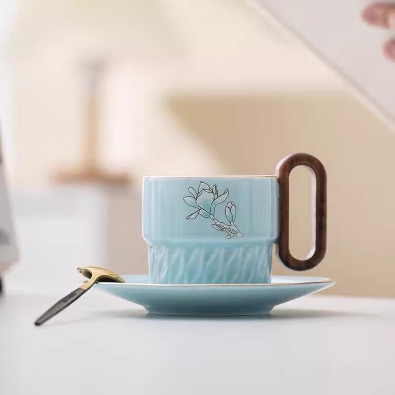 

Набор керамических кофейных чашек и блюдец Yaxun Siyuan Magnolia