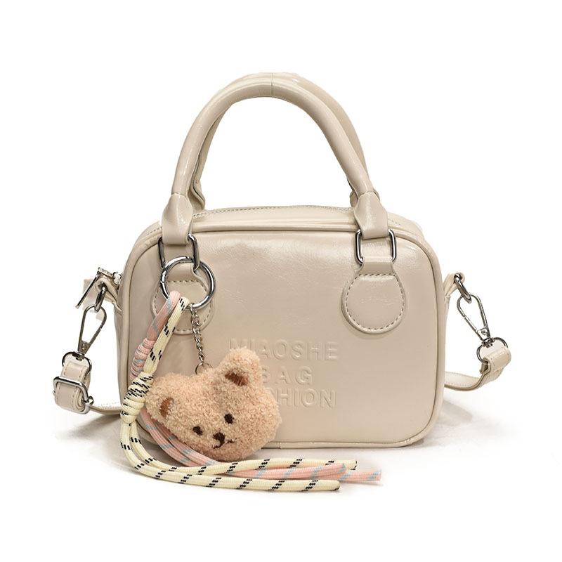 Bag Women's New Shoulder Messenger Bag Versatile Handbag
