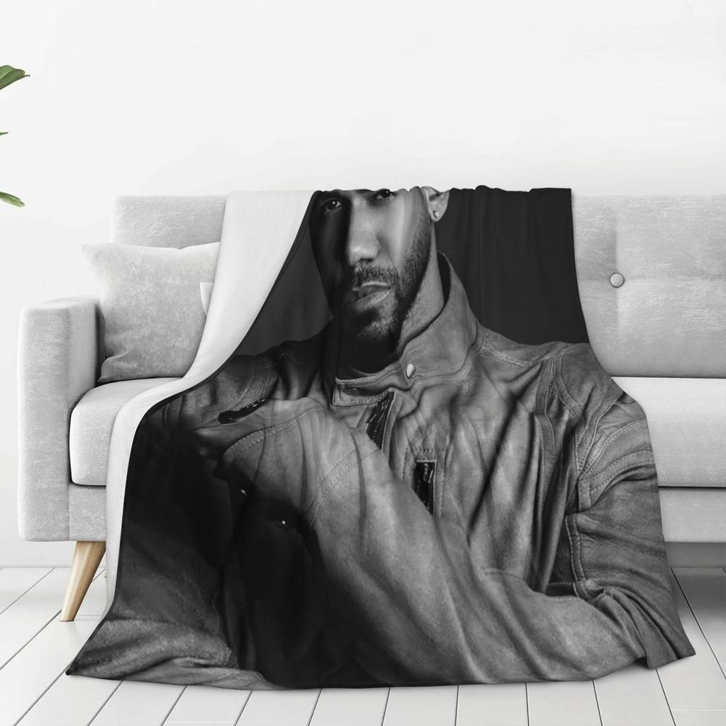 Latin Singer Romeo Santos Blanket Soft Warm Flannel Throw Blanket Bedspread for Bed Living Room Picnic Travel Home Sofa
