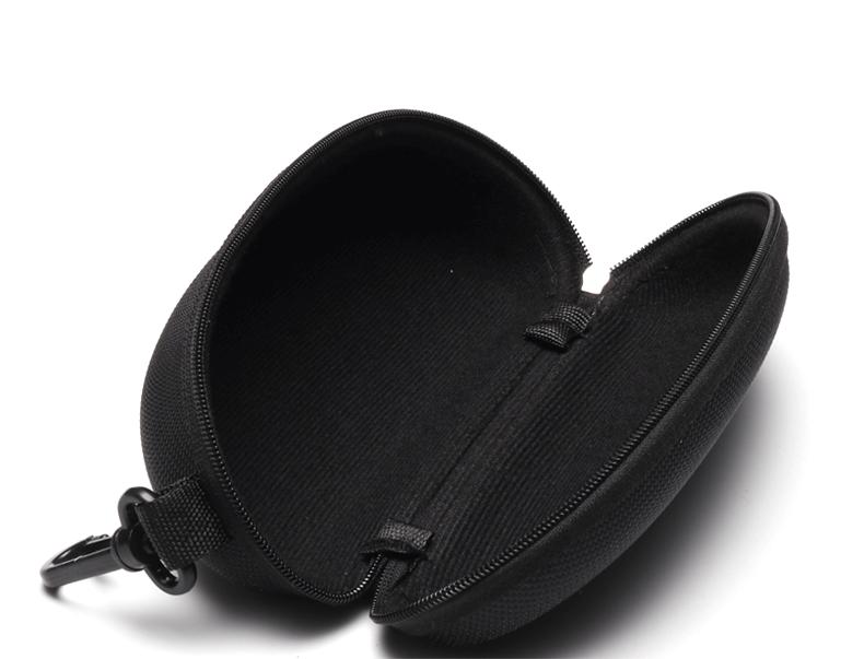 

Glasses case, universal sunglasses hook case, pressure-resistant sunglasses case. 171*68*63 чёрный