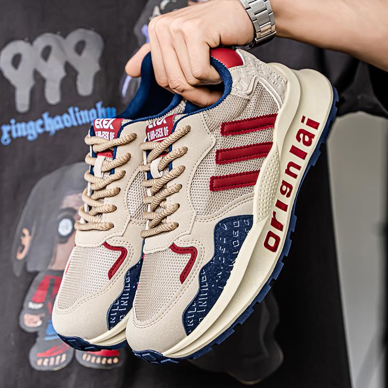 Yeni Moda Erkek Dört Mevsim Rahat Ayakkabılar Öğrenciler Erkek Çocuklar Trend Yumuşak Taban Nefes Alabilir Günlük Koşu Spor Ayakkabıları