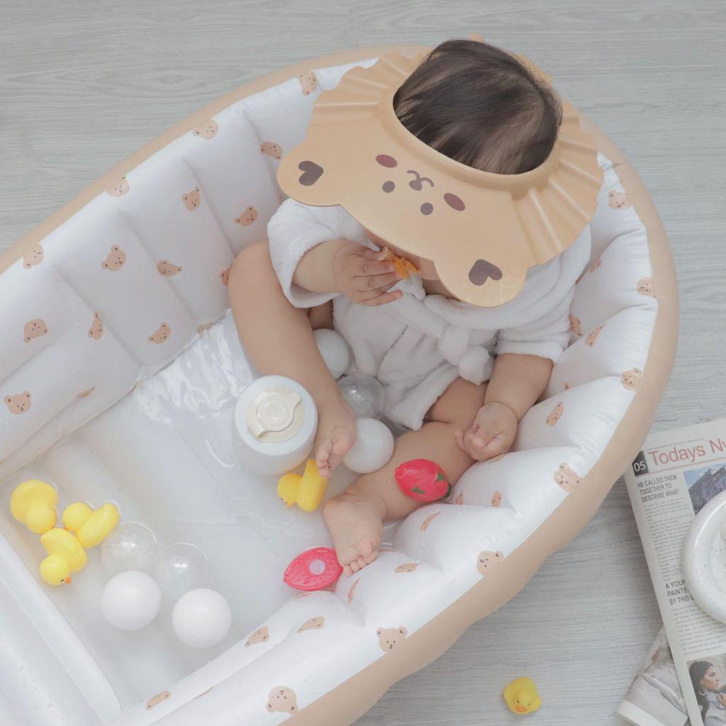 Cartoon Bear Inflatable Baby Bath Tub: Portable Infant Bathtub for Bathing and Playtime