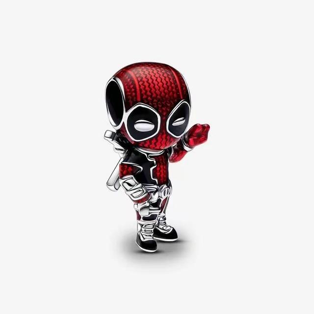 Le popolari perline ciondolo della serie 925 in argento Disney/Marvel sono perfette per creare braccialetti originali fai-da-te! Ideale come s