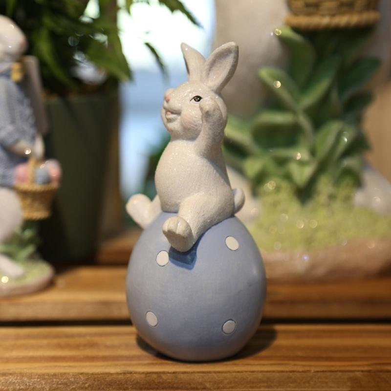 Easters Decorations Bunnies Decors Spring Figurine Table Centerpiece Resin Easters Eggs Rabbit Statue Tabletop Ornament