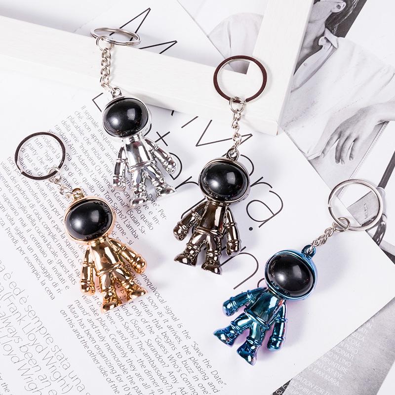 Trendy 3D Astronaut Keychain Pendant for Bags & Clothing