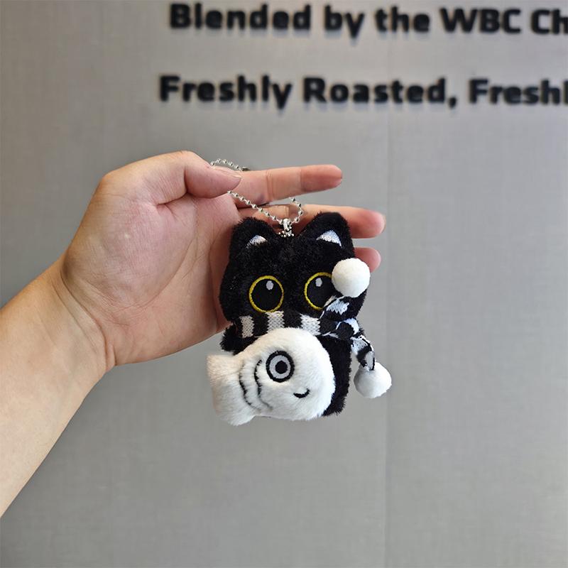 Squeaky Cartoon Plush Black White Cat Doll Toy Keychain Bag Pendant Charms Car Keyring Accessories For Couples Kawaii Gift