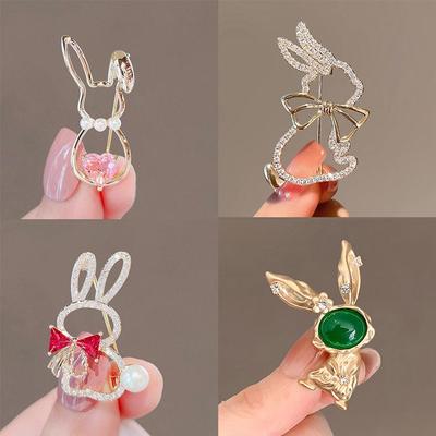 Épinglette Lapin Élégant - Accessoire de Veste de Costume Haut de Gamme au Design Unique