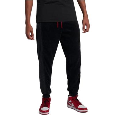 Partea de jos – Pantaloni de trening și colanți