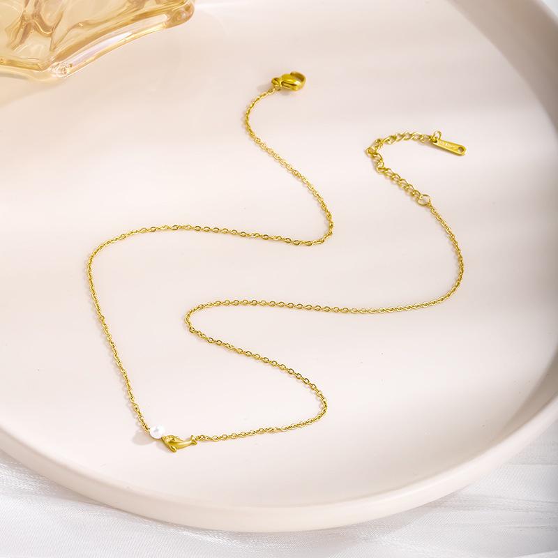 2026 Elegant Pendant Necklace - Heart Charm, Trendy Style for Women, Simple Clavicle Chain