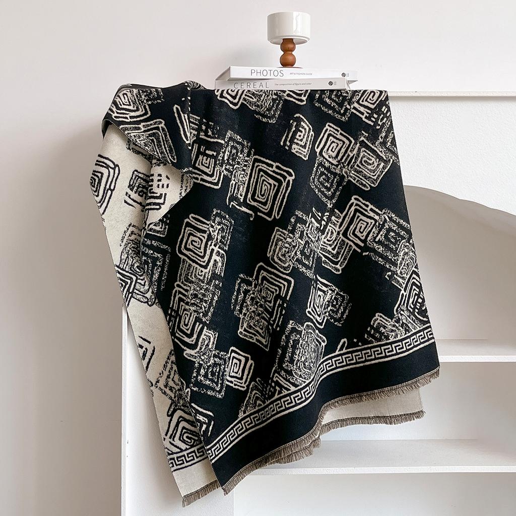 Winter Warm Women's Fashion Scraves Poncho Imitation Cashmere Thick Shawl Wrap Female Pashmina Blanket Bufanda Echarpe Scraf