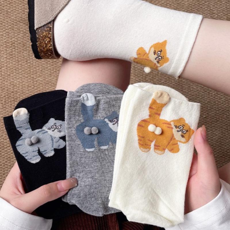 Cartoon Cat Female Mid Tube Socks Soft Comfortable Sweat Absorbing Breathable Casual Socks Three-Dimensional Cat Printed Socks
