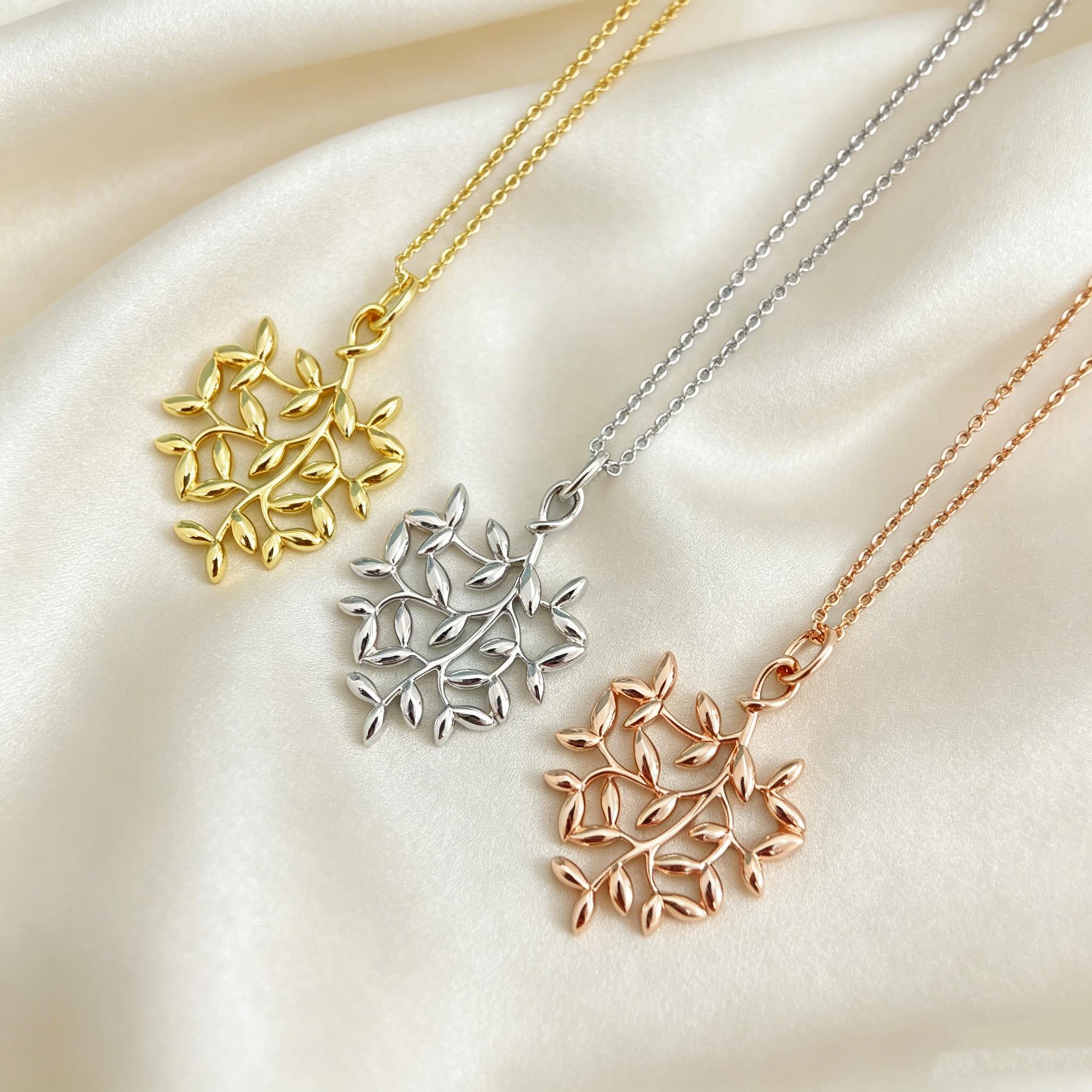 

Leaf pendant necklace in three colors High-quality Color Separation and Electroplating Gift women and men 40+5cm золотой