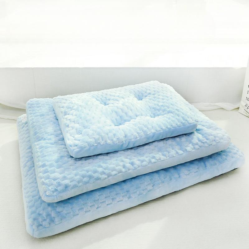 New Pet Deep Sleep Four Seasons Universal Dog Mat with Larger and Thickened Small and Medium-sized Warm Sleeping Pad Dog Mat