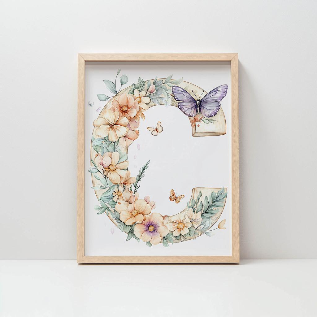 Plakat Kwiatowa Litera "C" Z Motylem Plakat Kwiatowa Litera "C" Z Motylem, 30X40 Cm, Rama Drewniana Biała, Papier Matowy 230 Gsm