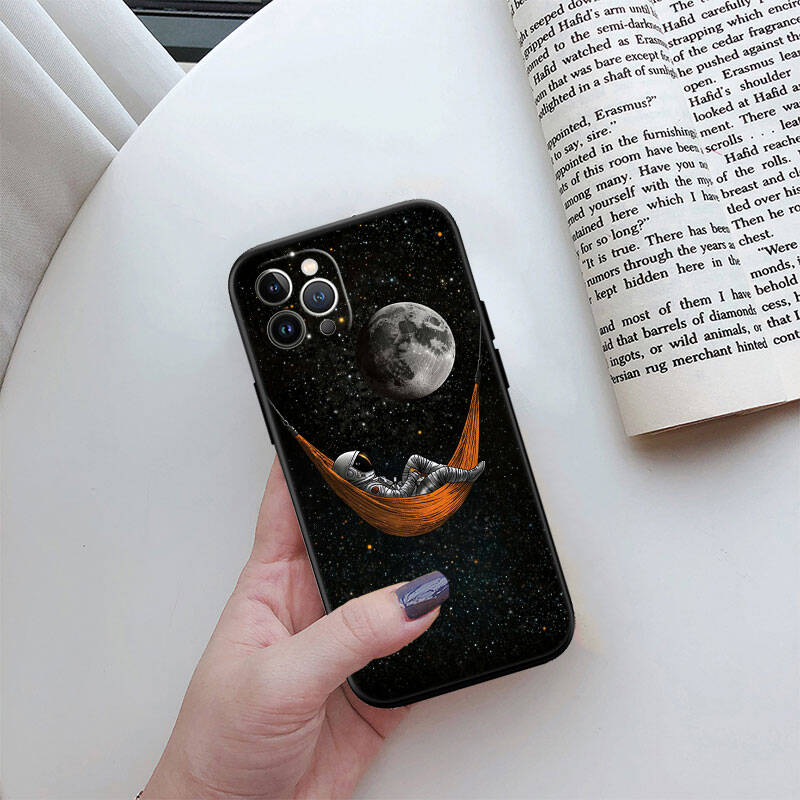 MH15 Astronaut Space Moon Phone Shell for Samsung S20 S21 S22 S23 S24 FE Ultra Plus Lite S21S A55 A07 A17 F06 F16 M06 M16 M56 A36 A37 A57
