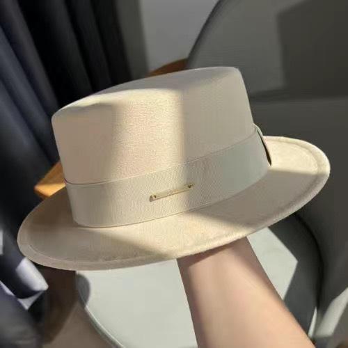 Élégant Fedora en laine d'inspiration française pour femme - Style vintage, design plat, parfait pour le printemps et l'automne