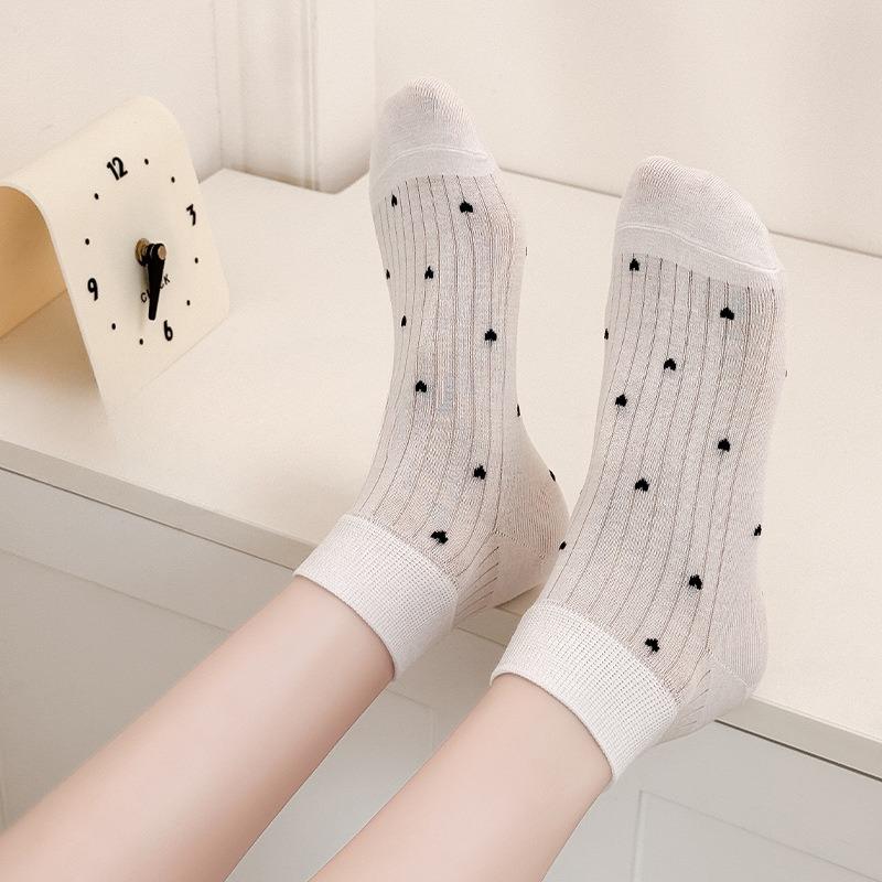 Women's Short Socks, Thin Breathable Solid Color Cotton Socks, Women's Spring and Summer Heart-shaped Mesh Boat Socks