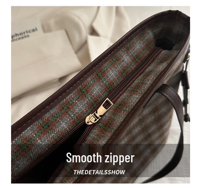 Korean Style Plaid Tote Bag - Classic Versatile Large Capacity Shoulder Bag