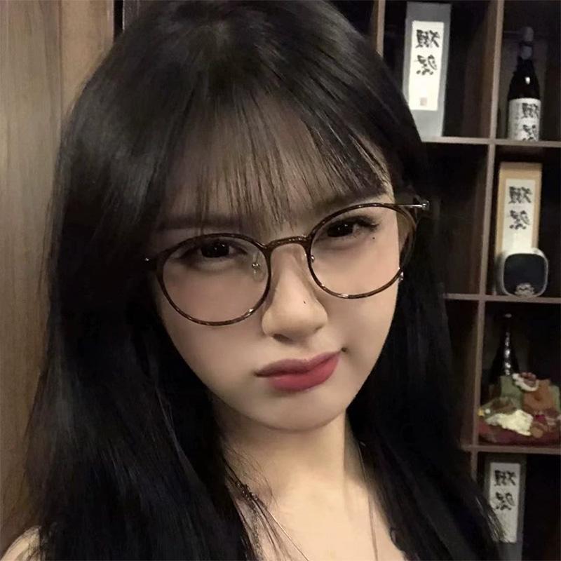 Anti-blue Light Glasses Fashion Round Eyewear Women Men Luxuey Trend Eyeglasses Blue Light Blocking Man Lady Computer Eyeglas