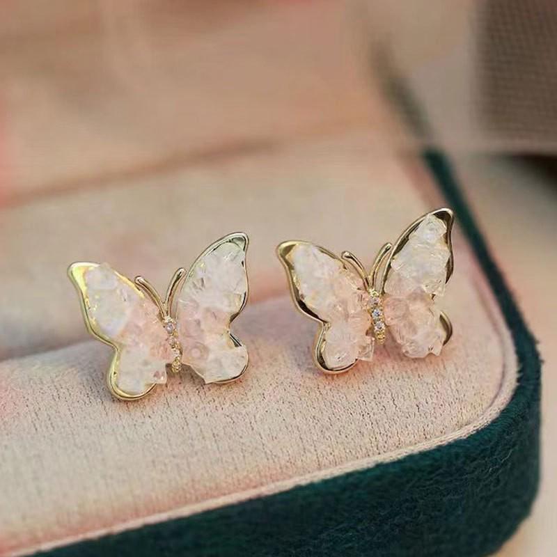 Silver Needle Crystal Butterfly Tassel Earrings with Pearls - Elegant, Nature-Inspired Jewelry for Women.