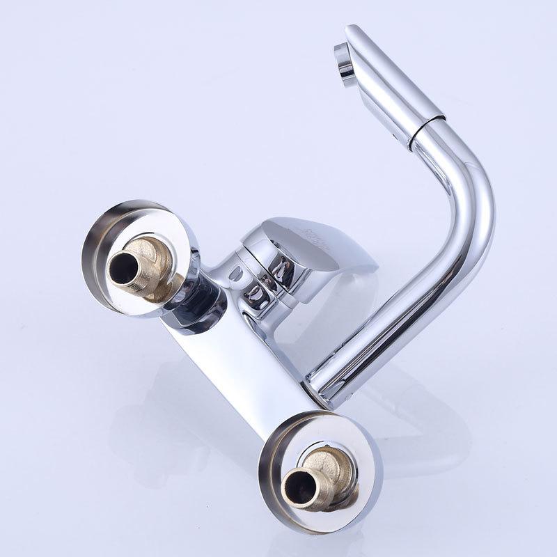 Wandmontierte Küchenarmatur Messing Chrom Zwei-Loch Heiß Kaltwasser Mischbatterie Schwenkbarer Auslauf Wischbeckenhahn