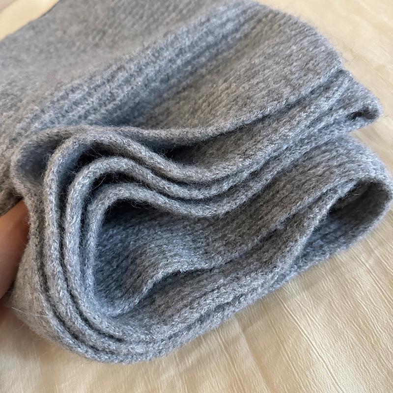 Luochi Women's Solid Wool Knit Scarf - Korean Style, Warm & Soft Fluffy Neck Gaiter for Winter.
