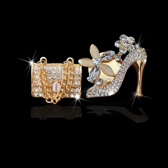 

Изысканная форма сумки Орнамент Хороший запах Автомобильное масло Диффузор Вентиляционное отверстие Клип Освежитель воздуха Автомобильные принадлежности