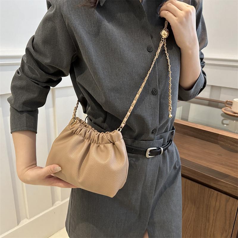 Stylish Pu Bucket Bag For Women 2024 Trendy Street Fashion Shoulder Bag In Multiple Colors
