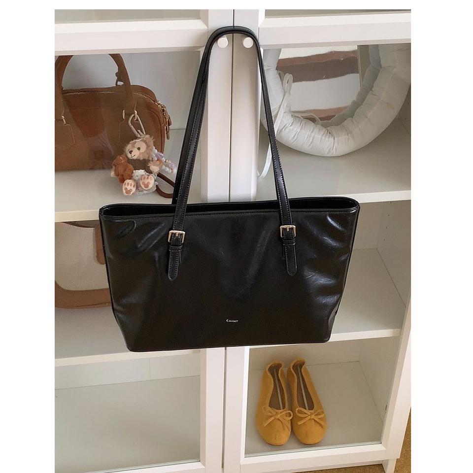 

Жіночі сумки на плечі Шкіряна сумка з масляним воском Сумка через плече Вінтажні ранці Жіночі сумки Дизайнерська сумочка високої якості чорний