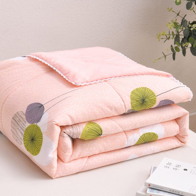 Cute Thin Comforter Quilt With Floral Lace High Quality Children King Animals Fruits Bedspread Adult Patchwork Bed Blankets
