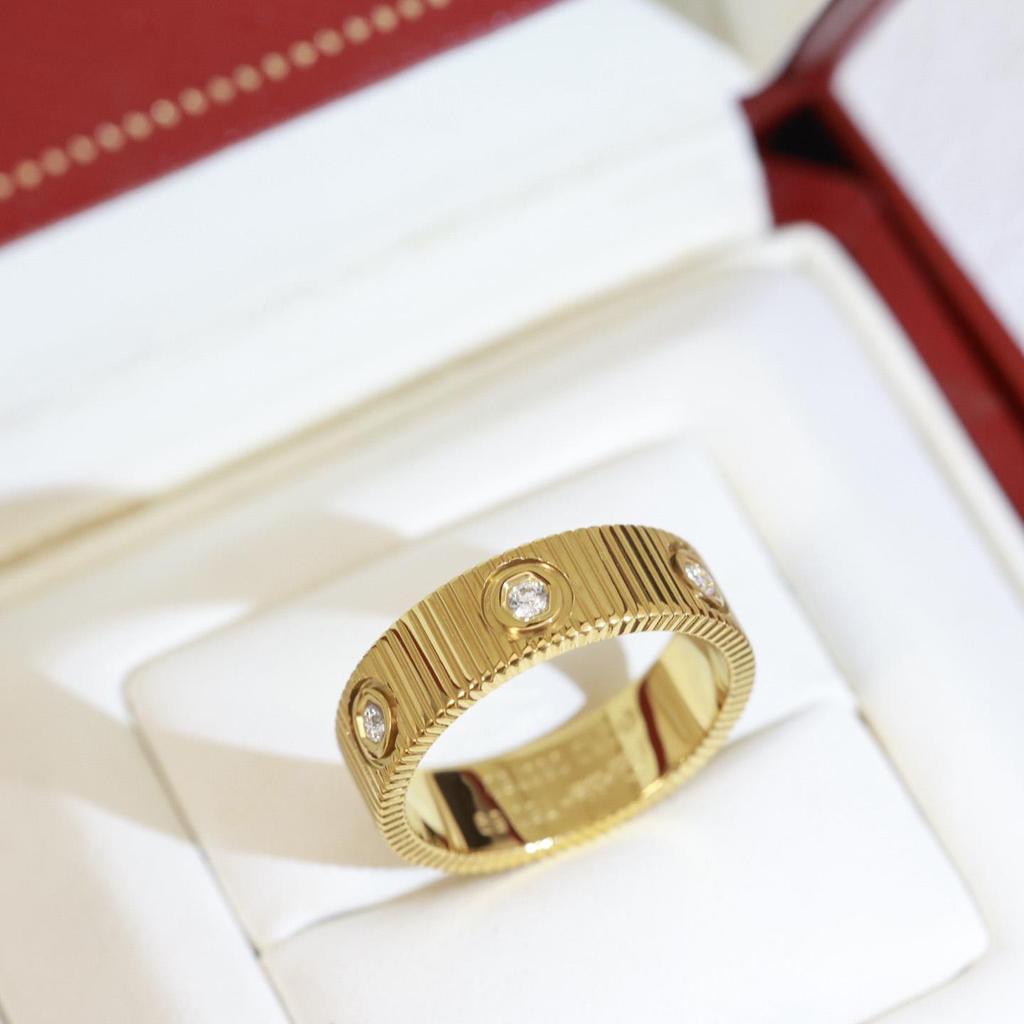 High Quality Version 6 Diamond Version Three Color Ring for Daily Wear Exquisite Craftsmanship for Men and Women Gifts for Men and Women Birthday Gift