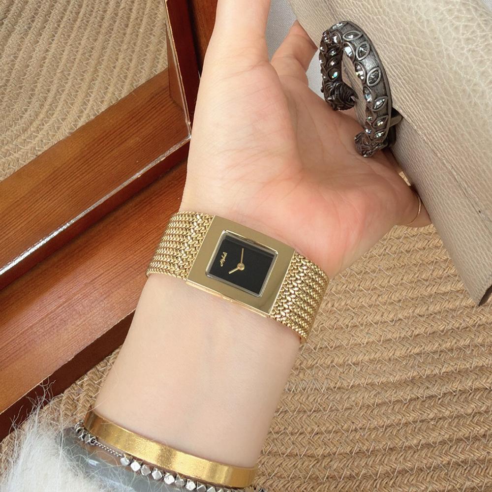 Wheat ear steel belt fashion women s watch small square watch