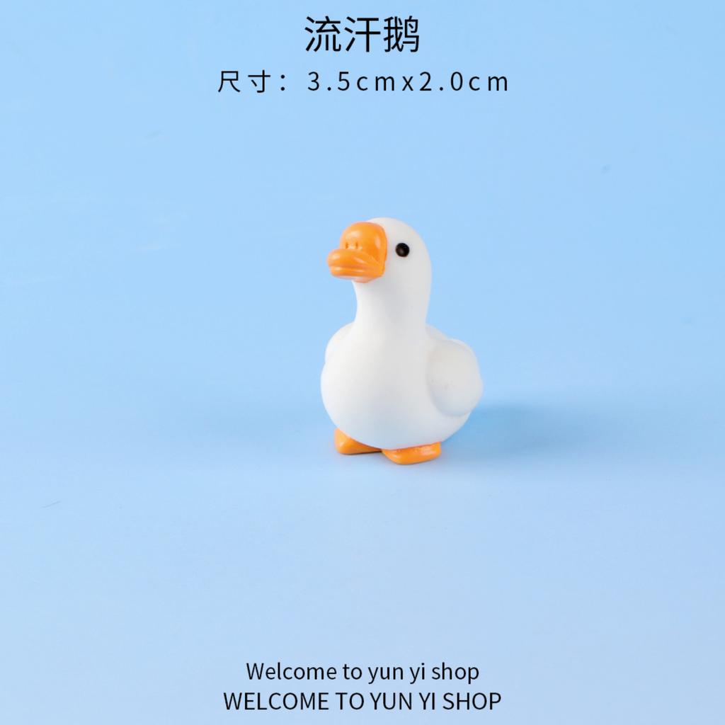 Miniature Goose Figurine Garden Decoration Small Animal Model DIY Accessory for Car Desk Ornament Micro Landscape Creative Craft